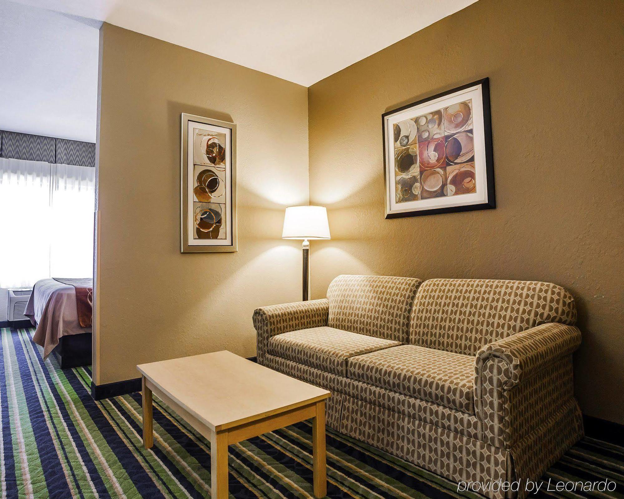 Comfort Inn Kansas City / Airport Exteriér fotografie